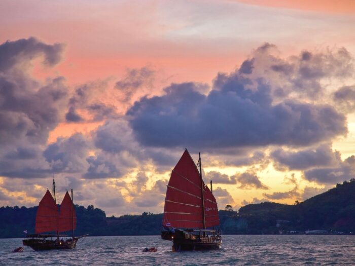 Sunset Charter Cruise - Image 9